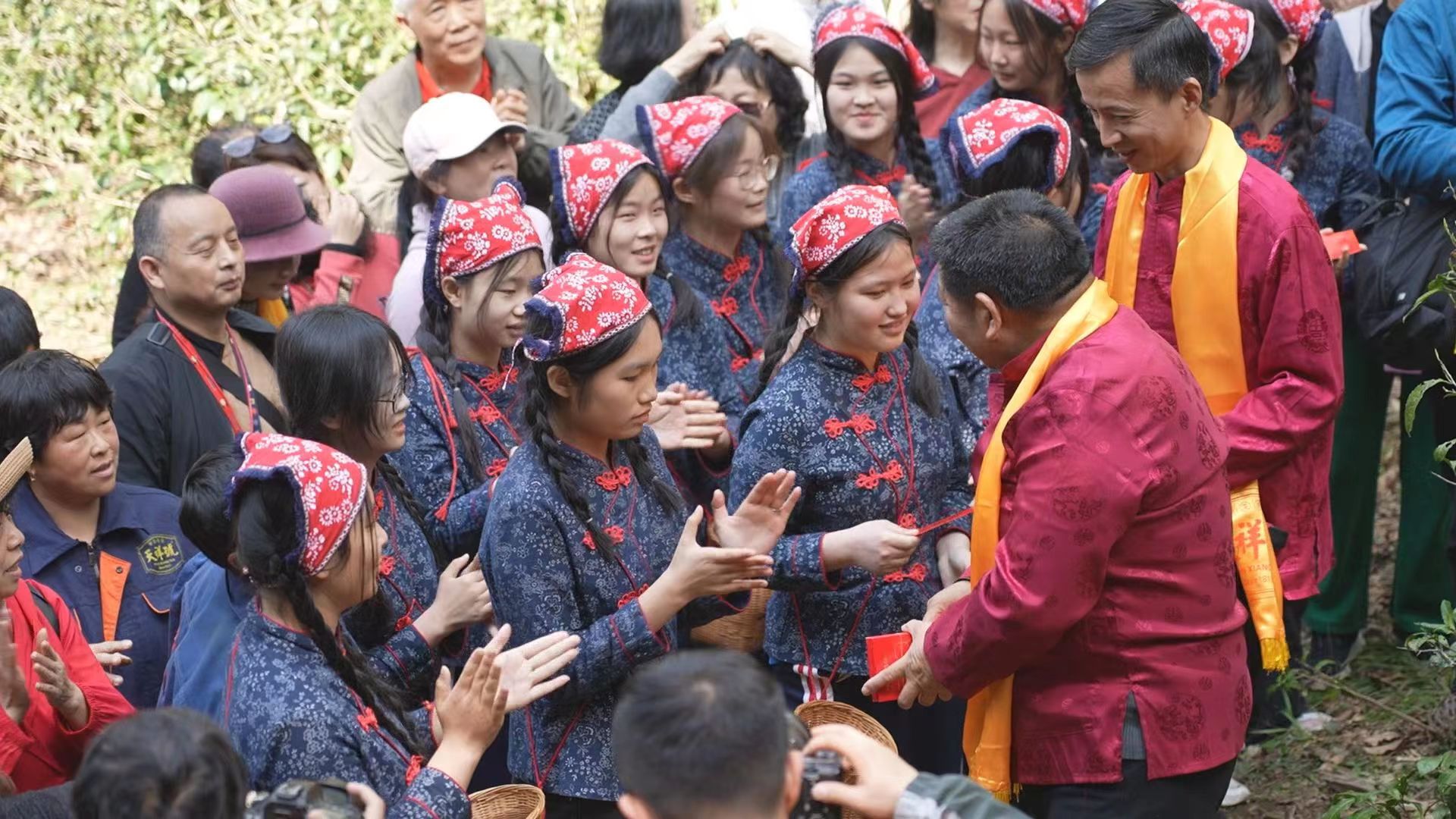 hŲժ(dng)r(sh) L(fng)¶